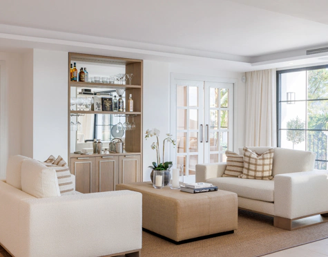 Villa en venta en Nueva Andalucia, Marbella