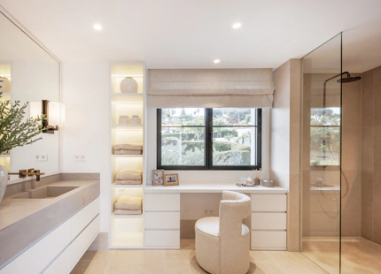 VILLA ANDALUZA REFINADA EN VENTA EN NUEVA ANDALUCÍA, MARBELLA