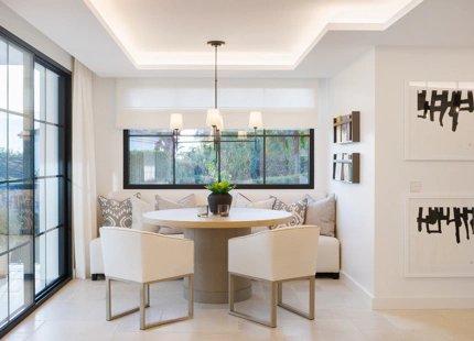 VILLA ANDALUZA REFINADA EN VENTA EN NUEVA ANDALUCÍA, MARBELLA
