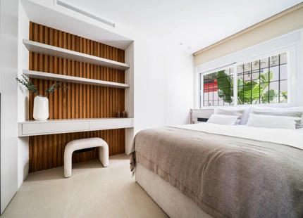 PISO CON IMPRESIONANTE TERRAZA Y VISTAS AL MAR EN VENTA EN MARBELLA