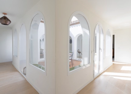 EXQUISITA VILLA DE ARQUITECTURA ANDALUZA EN VENTA EN EL PARAISO ALTO, BENAHAVÍS
