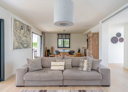 EXQUISITA VILLA DE ARQUITECTURA ANDALUZA EN VENTA EN EL PARAISO ALTO, BENAHAVÍS