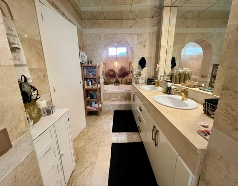 House for sale in Nueva Andalucia, Marbella