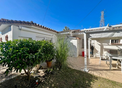 Casa en venta en Nueva Andalucia, Marbella