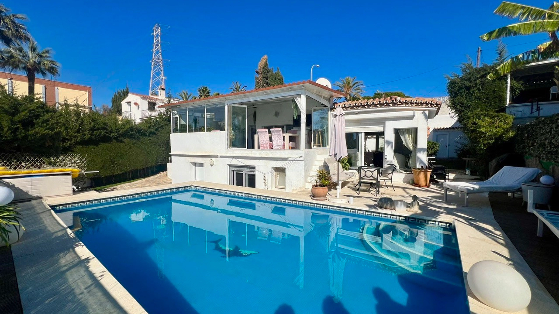 Casa en venta en Nueva Andalucia, Marbella