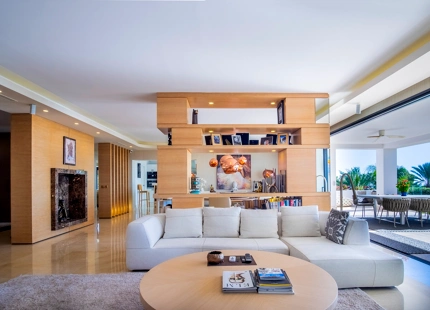 IMPRESIONANTE VILLA RENOVADA EN VENTA EN SIERRA BLANCA