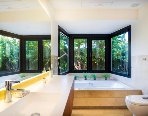 Villa for sale in Sierra Blanca, Marbella Golden Mile