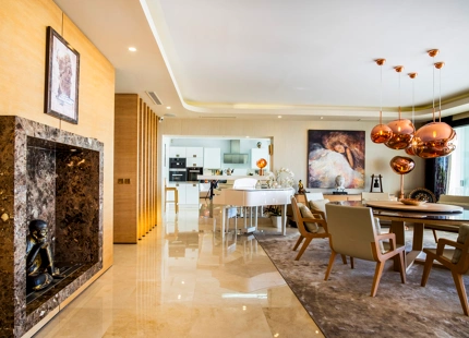 IMPRESIONANTE VILLA RENOVADA EN VENTA EN SIERRA BLANCA