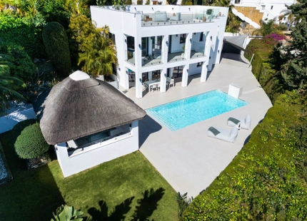 VIBRANTE VILLA EN VENTA EN NUEVA ANDALUCÍA