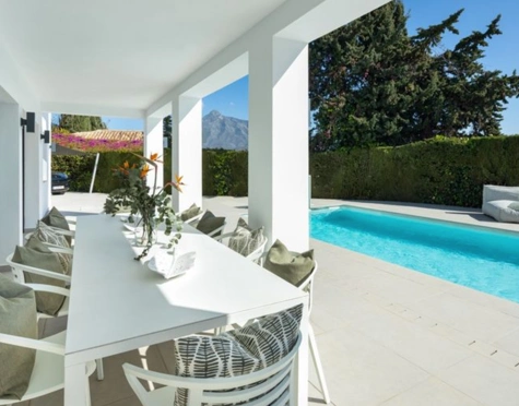Villa for sale in Centro Plaza, Nueva Andalucia