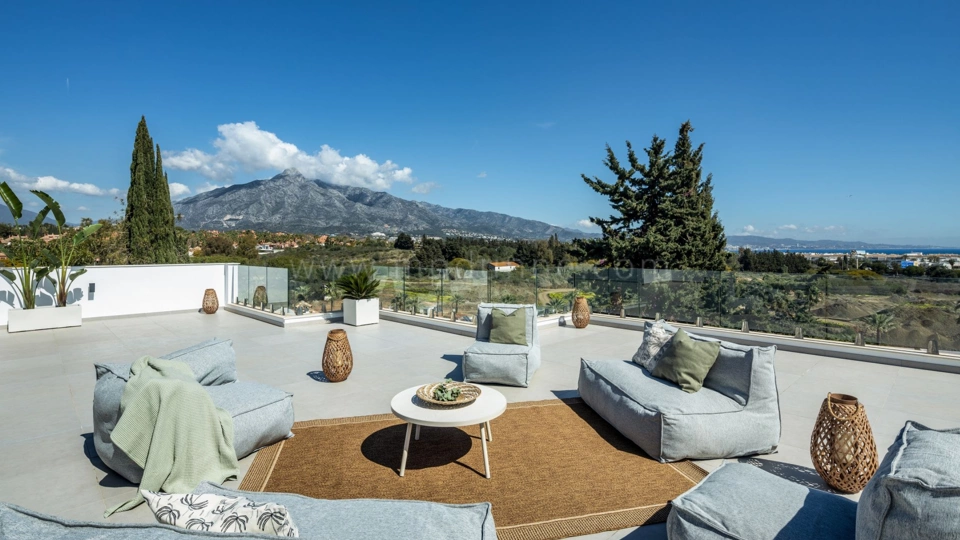 Villa en venta en Centro Plaza, Nueva Andalucia