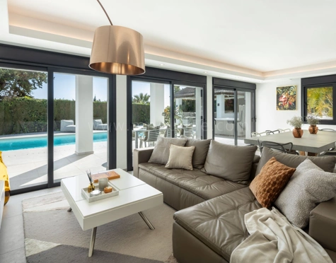 Villa for sale in Centro Plaza, Nueva Andalucia