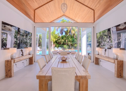ONE OF A KIND TROPICAL VILLA FOR SALE IN GUADALMINA BAJA