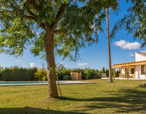 Villa for sale in Estepona Hills, Altos de Estepona