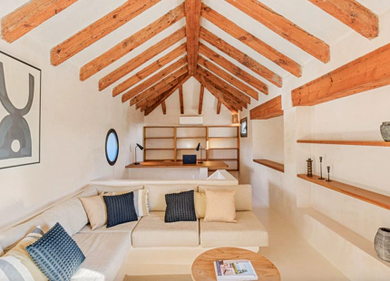 VILLA ESPECTACULAR DE ESTILO PROVENZAL CON VISTAS ÚNICAS EN VENTA EN LAS COLINAS DE ESTEPONA