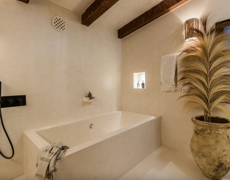 Villa for sale in Estepona Hills, Altos de Estepona