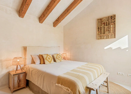 VILLA ESPECTACULAR DE ESTILO PROVENZAL CON VISTAS ÚNICAS EN VENTA EN LAS COLINAS DE ESTEPONA