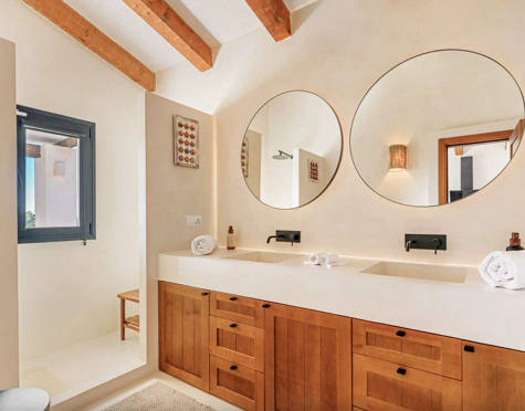 Villa for sale in Estepona Hills, Altos de Estepona