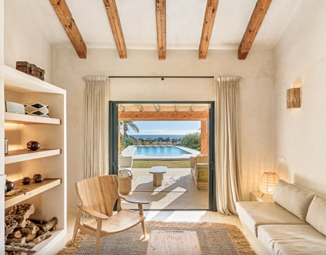 Villa for sale in Estepona Hills, Altos de Estepona