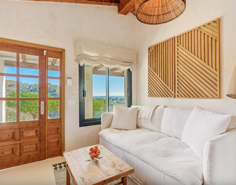 Villa for sale in Estepona Hills, Altos de Estepona