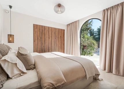 IMPRESIONANTE VILLA REFORMADA EN VENTA EN NUEVA ANDALUCÍA
