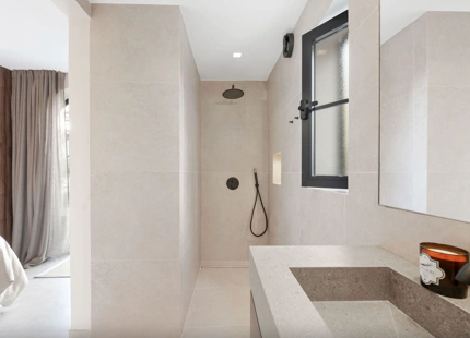 IMPRESIONANTE VILLA REFORMADA EN VENTA EN NUEVA ANDALUCÍA