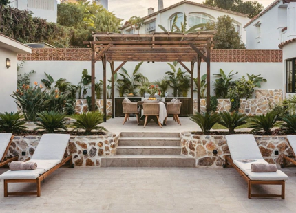 IMPRESIONANTE VILLA REFORMADA EN VENTA EN NUEVA ANDALUCÍA