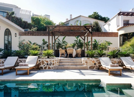 IMPRESIONANTE VILLA REFORMADA EN VENTA EN NUEVA ANDALUCÍA