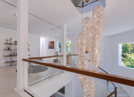 VILLA TROPICAL ÚNICA EN VENTA EN GUADALMINA BAJA