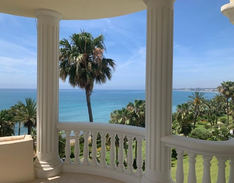 Apartment for sale in Las Dunas Park, Estepona East