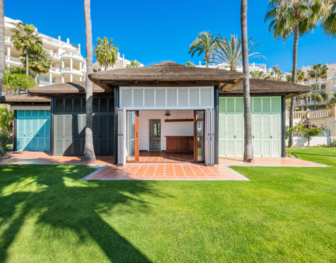 Apartment for sale in Las Dunas Park, Estepona East