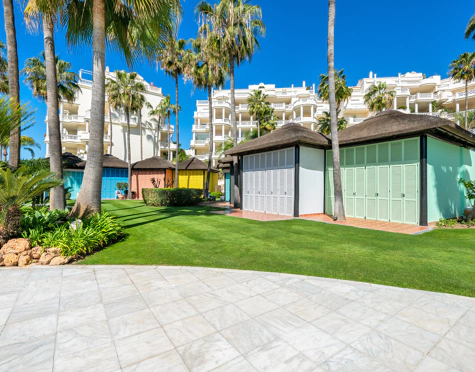 Apartment for sale in Las Dunas Park, Estepona East