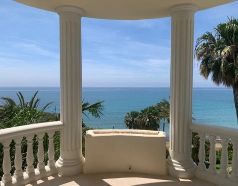 Apartment for sale in Las Dunas Park, Estepona East