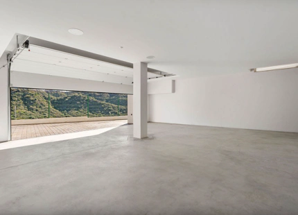 CAPTIVATING VILLA WITH PANORAMIC VIEWS FOR SALE IN LOMAS DE LA QUINTA, BENAHAVIS