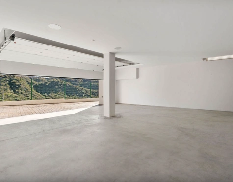 Villa en venta en Lomas de La Quinta, Benahavis