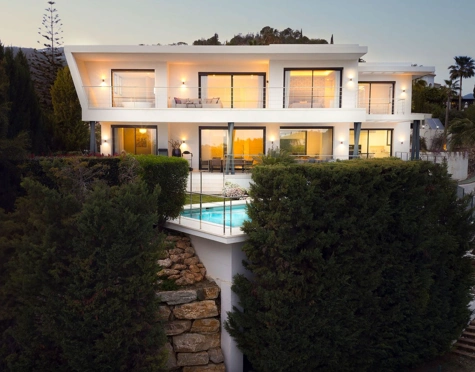 Villa en venta en Lomas de La Quinta, Benahavis
