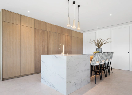 NUEVA VILLA ULTRAMODERNA A LA VENTA EN BENAHAVIS 
