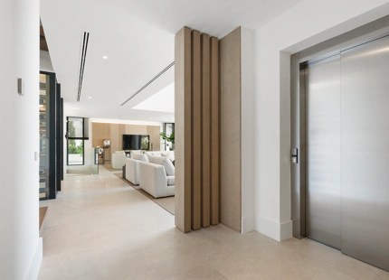 NUEVA VILLA ULTRAMODERNA A LA VENTA EN BENAHAVIS 