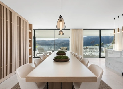 NUEVA VILLA ULTRAMODERNA A LA VENTA EN BENAHAVIS 