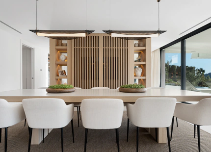 NUEVA VILLA ULTRAMODERNA A LA VENTA EN BENAHAVIS 