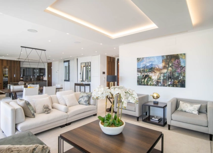 IMPRESIONANTE VILLA CONTEMPORÁNEA EN VENTA EN NUEVA ANDALUCÍA