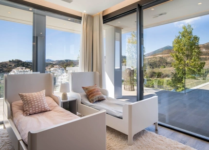 IMPRESIONANTE VILLA CONTEMPORÁNEA EN VENTA EN NUEVA ANDALUCÍA