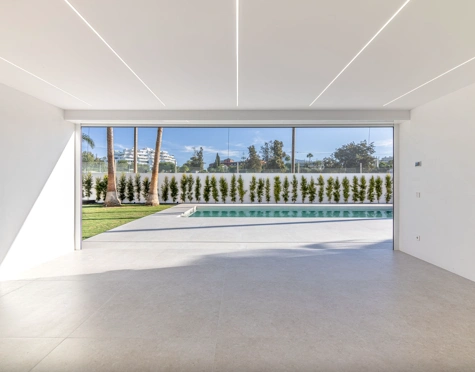 Villa en venta en Guadalmina Alta, San Pedro de Alcantara