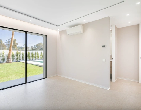 Villa en venta en Guadalmina Alta, San Pedro de Alcantara