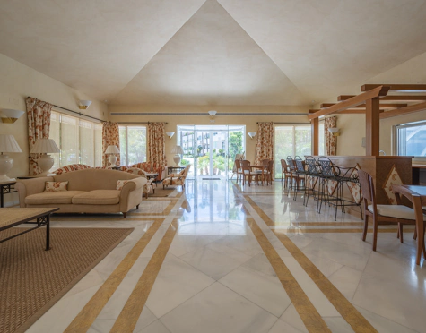 Ground Floor Apartment for sale in Las Brisas del Golf, Nueva Andalucia