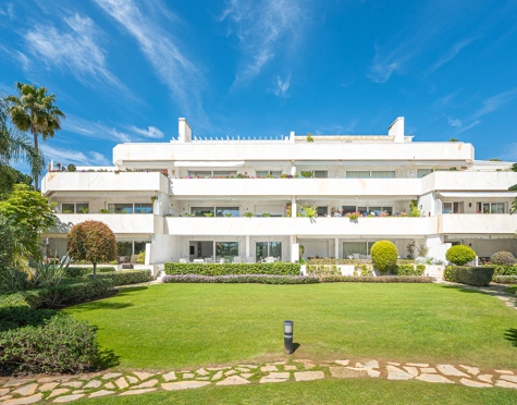 Ground Floor Apartment for sale in Las Brisas del Golf, Nueva Andalucia