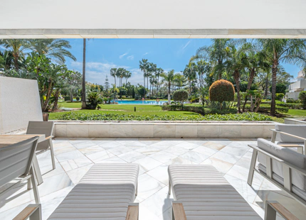 APARTAMENTO EN PRIMERA LÍNEA DE GOLF EN VENTA EN NUEVA ANDALUCÍA