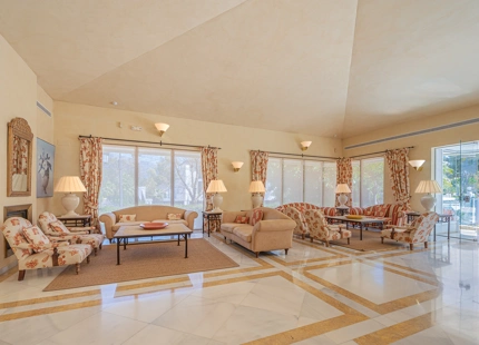 APARTAMENTO EN PRIMERA LÍNEA DE GOLF EN VENTA EN NUEVA ANDALUCÍA