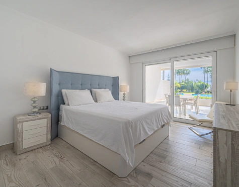 Ground Floor Apartment for sale in Las Brisas del Golf, Nueva Andalucia
