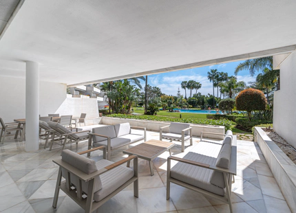 APARTAMENTO EN PRIMERA LÍNEA DE GOLF EN VENTA EN NUEVA ANDALUCÍA